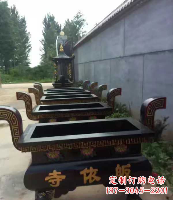 南京寺庙四足方形香炉铜雕