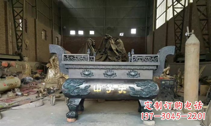 南京寺庙香炉铜雕_2