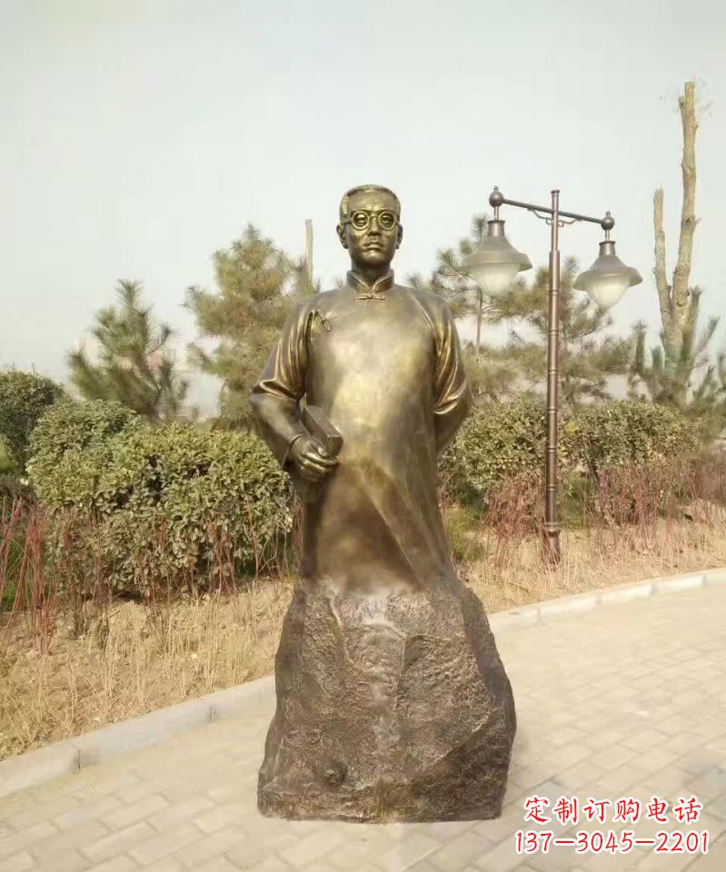 南京陶行知人物铜雕1