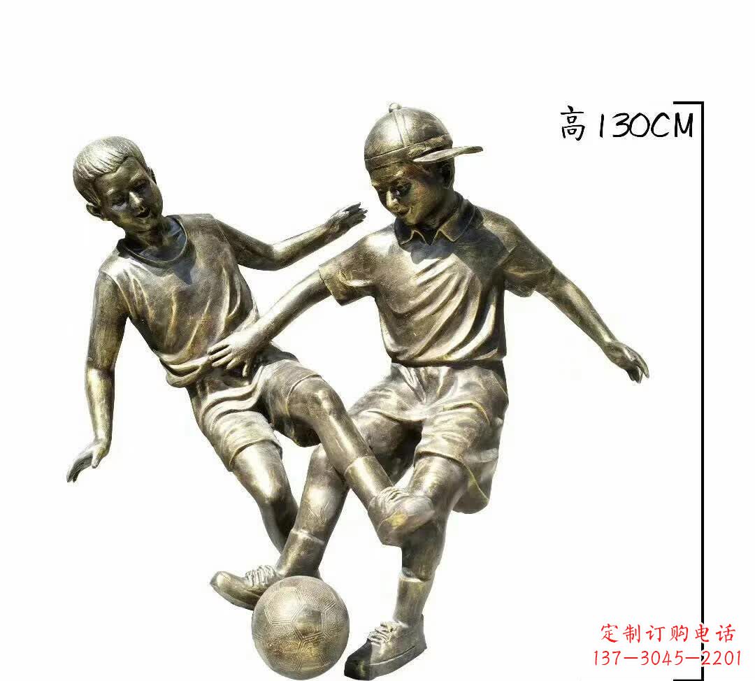 南京踢足球人物铜雕112