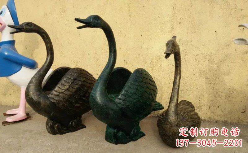 南京天鹅动物铜雕 (3)