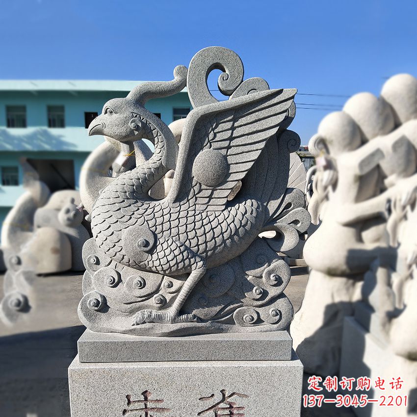 南京天之四灵之朱雀神鸟砂岩石雕塑