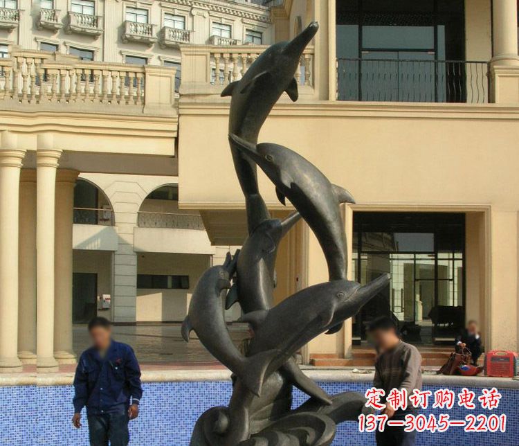 南京跳跃海豚景观铜雕