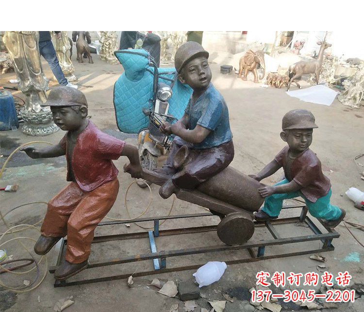 南京铜雕彩绘庭院玩耍儿童雕塑