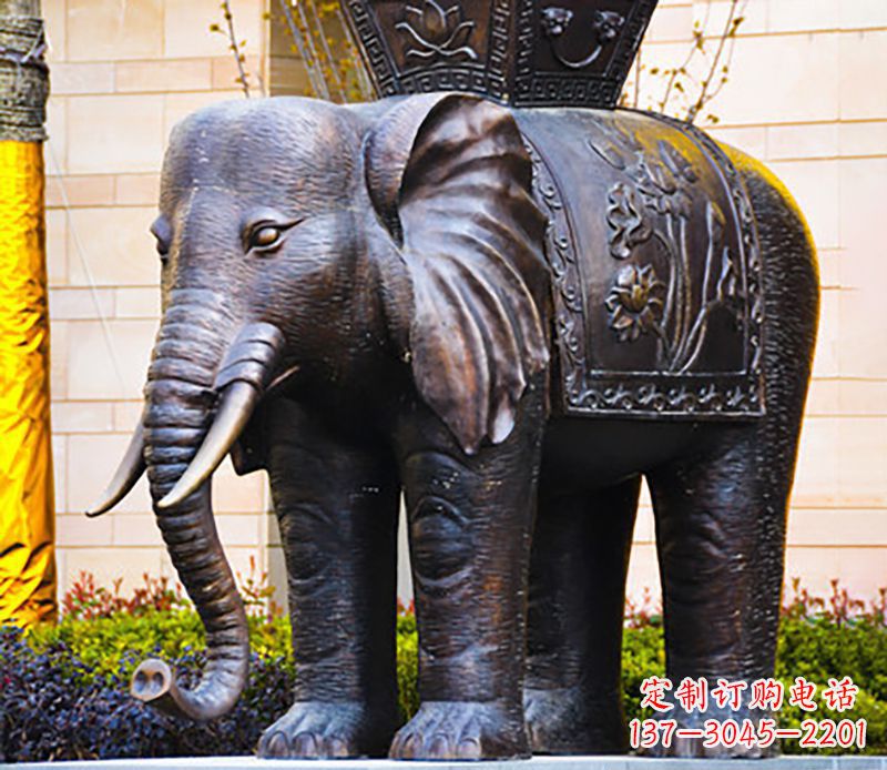 南京铜雕大象