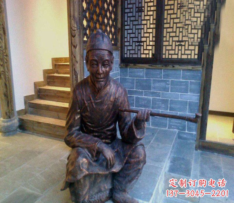 南京铜雕店小二吸烟庭院人物雕塑