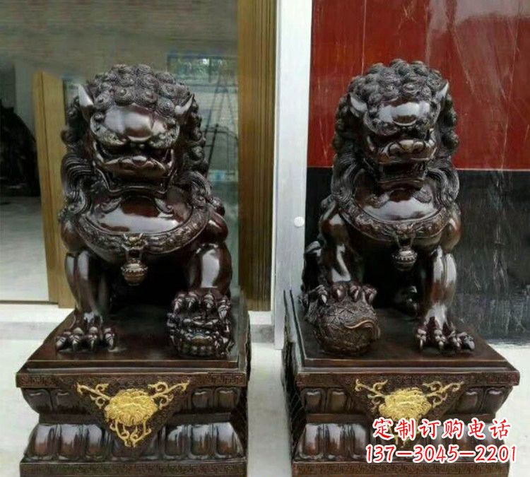 南京铜雕故宫狮子