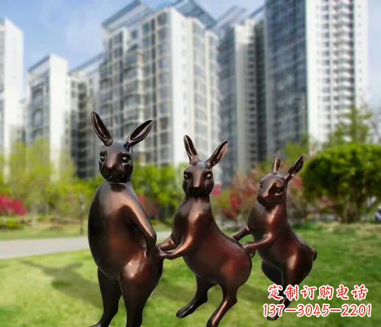 南京铜雕广场动物兔子