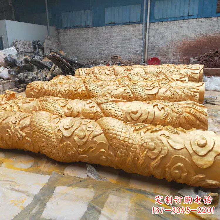 南京铜雕广场龙柱