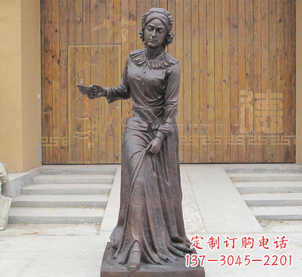 南京铜雕南丁格尔