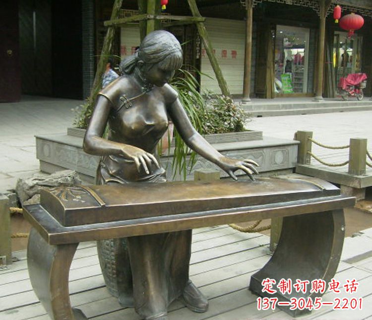 南京铜雕现代人物弹古筝雕塑