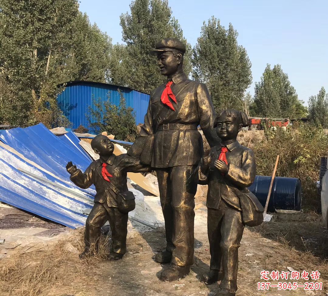 南京铜雕校园雷锋雕塑