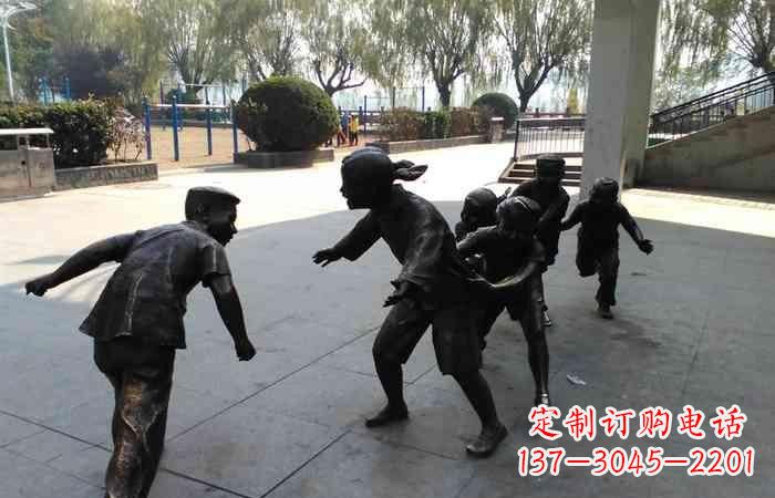 南京玩老鹰捉小鸡的儿童铜雕222