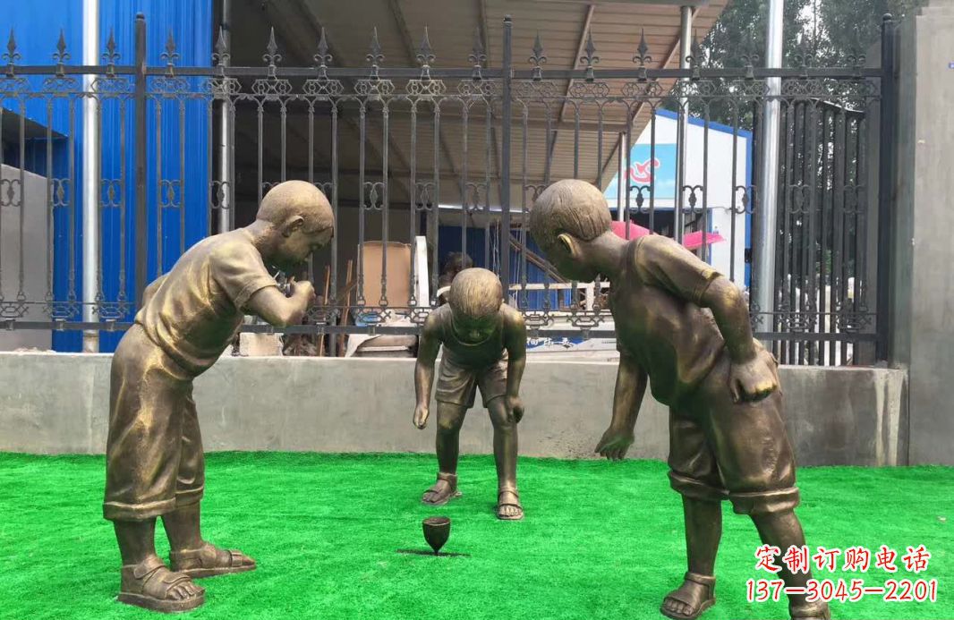 南京玩陀螺儿童铜雕塑