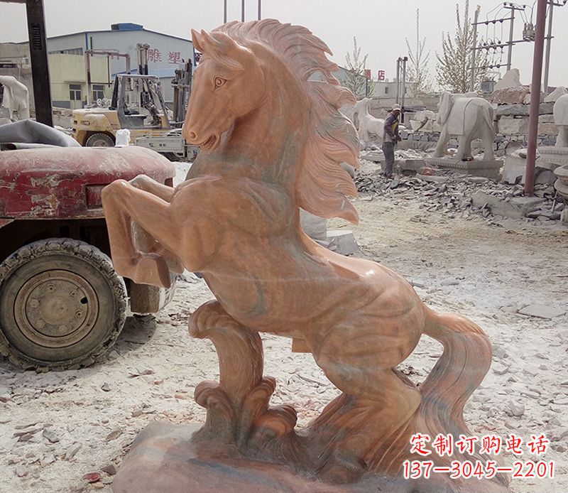 南京晚霞红踏浪奔马石雕