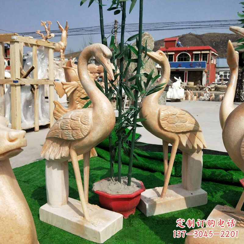 南京晚霞红仙鹤石雕
