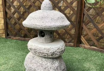 南京青石仿古灯笼雕塑，实现仿古风格的彰显
