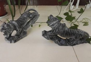 南京青石大型老虎雕塑是由中领雕塑设计制作的一…