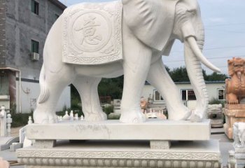 南京精美汉白玉雕塑：观音大象