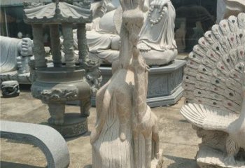南京高贵优雅的长颈鹿雕塑