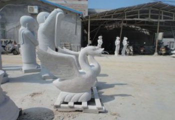 南京中领雕塑：独具特色的天鹅喷水雕塑