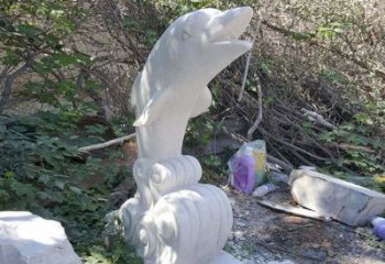 南京海豚雕塑：悠闲无比的精灵