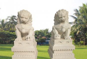 南京狮子雕塑增添华贵气息