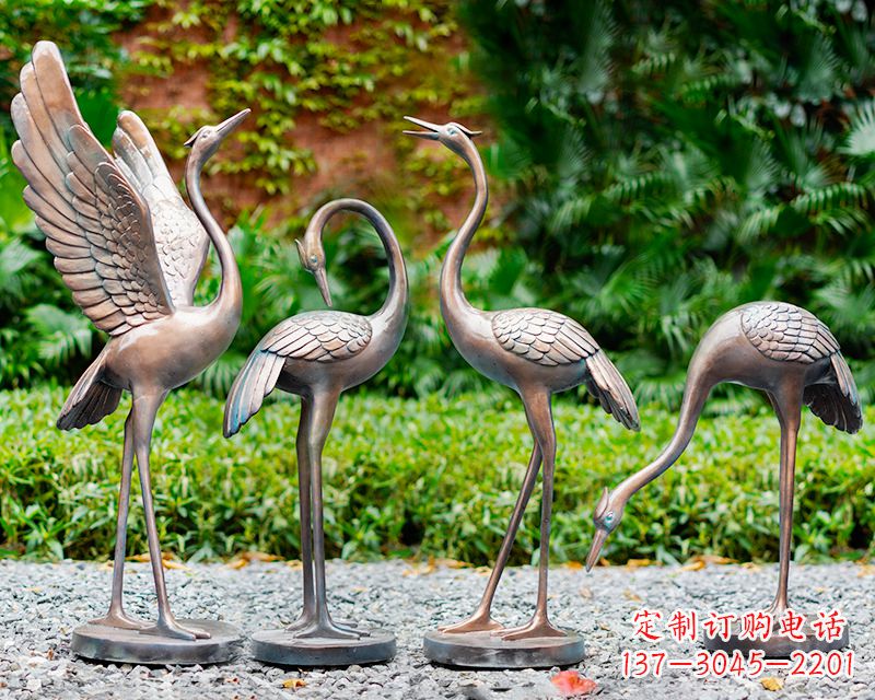南京仙鹤雕像