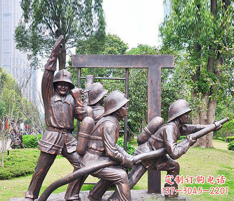 南京消防员人物铜雕 (2)
