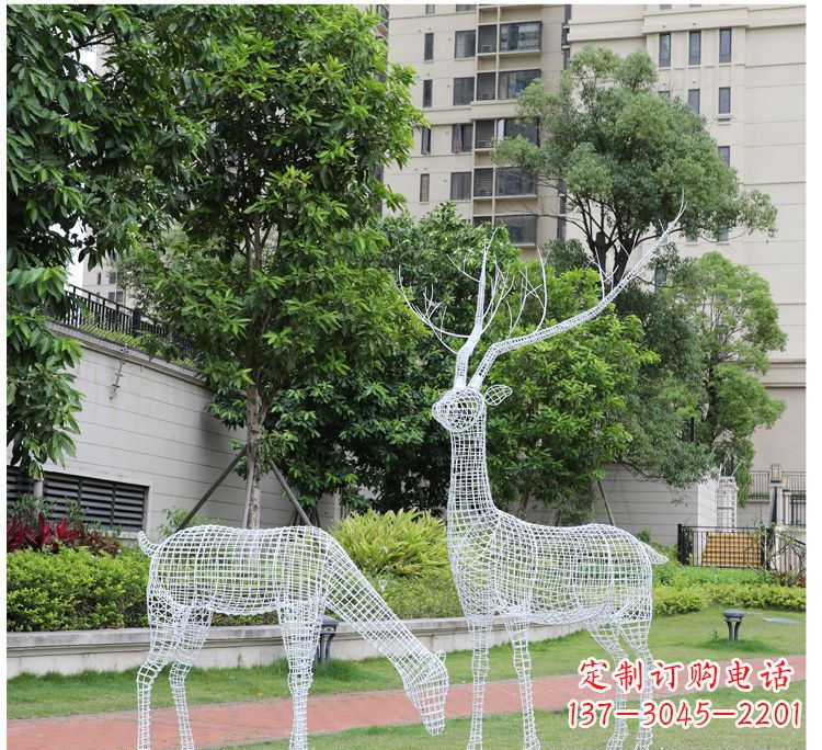 南京小区不锈钢镂空梅花鹿鹿雕塑