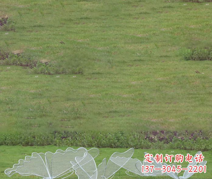 南京小区镂空蝴蝶不锈钢摆件雕塑