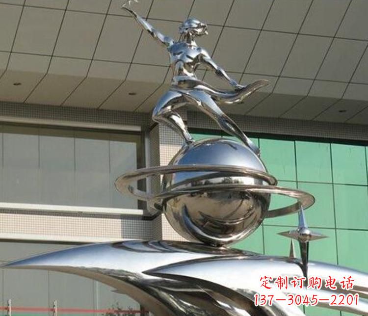 南京校园不锈钢地球和学生景观雕塑