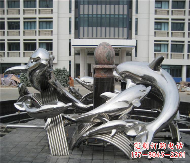南京校园不锈钢海豚海浪雕塑
