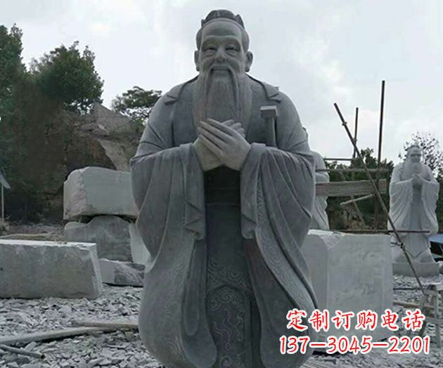 南京校园孔子人物石雕