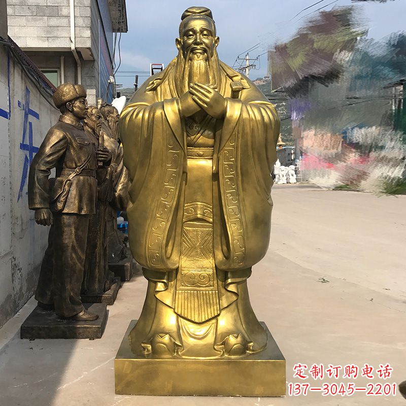 南京校园孔子铜雕像