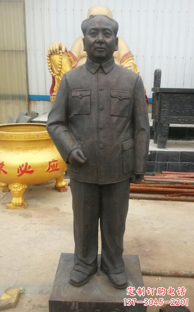南京校园毛主席伟人铜雕