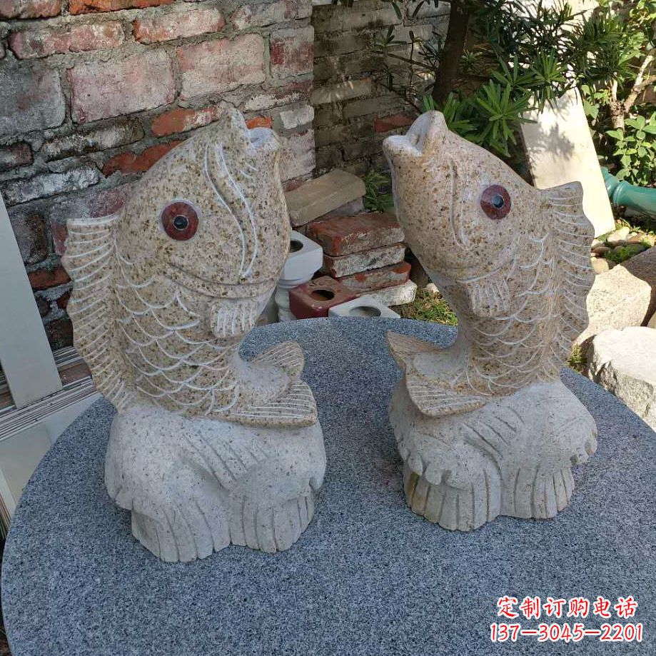 南京鱼石雕喷泉