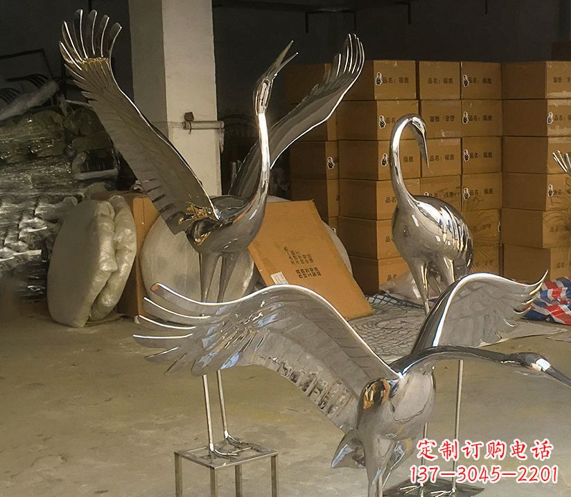 南京园林云中仙鹤不锈钢雕塑