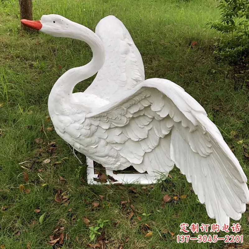 南京展翅飞翔白天鹅仿真发光动物雕塑