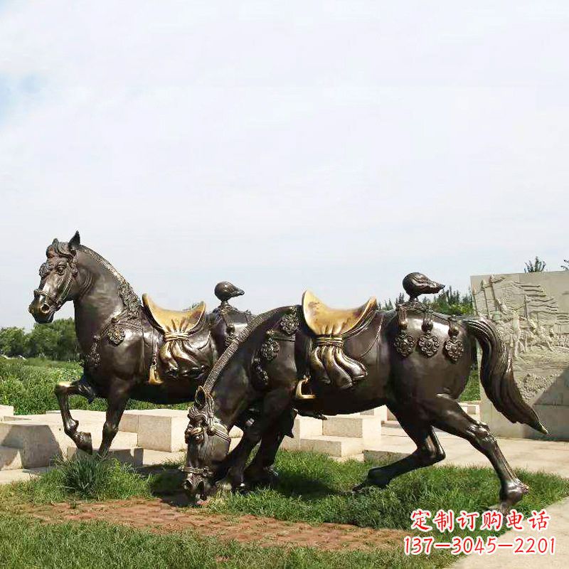 南京战马群公园景区动物情景雕塑