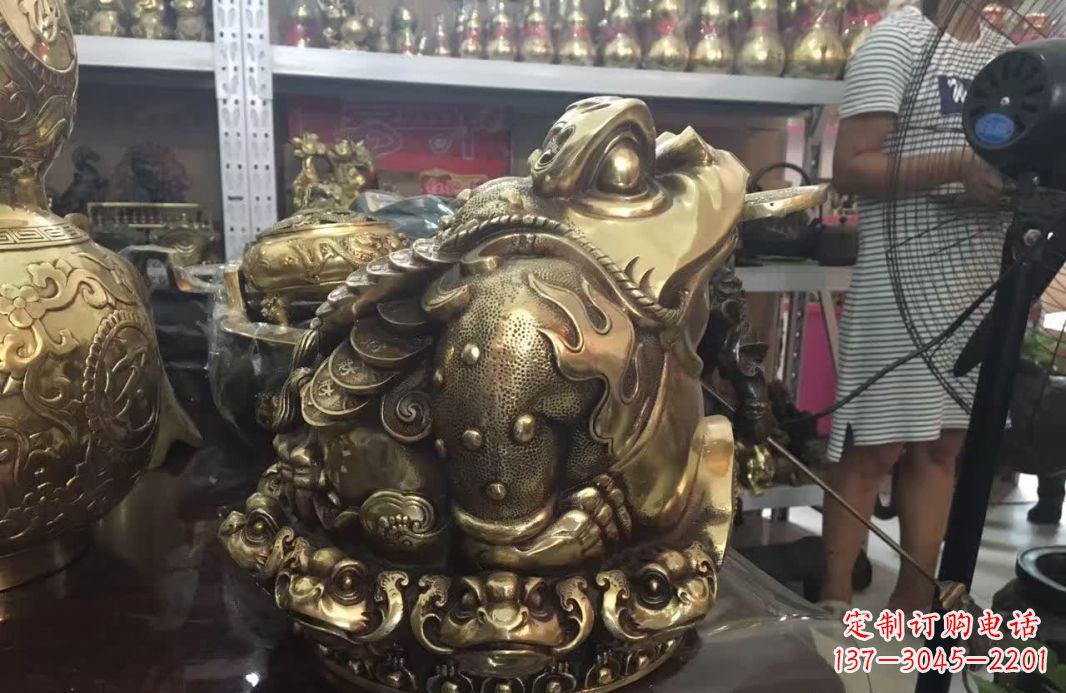 南京招财金蟾动物铜雕