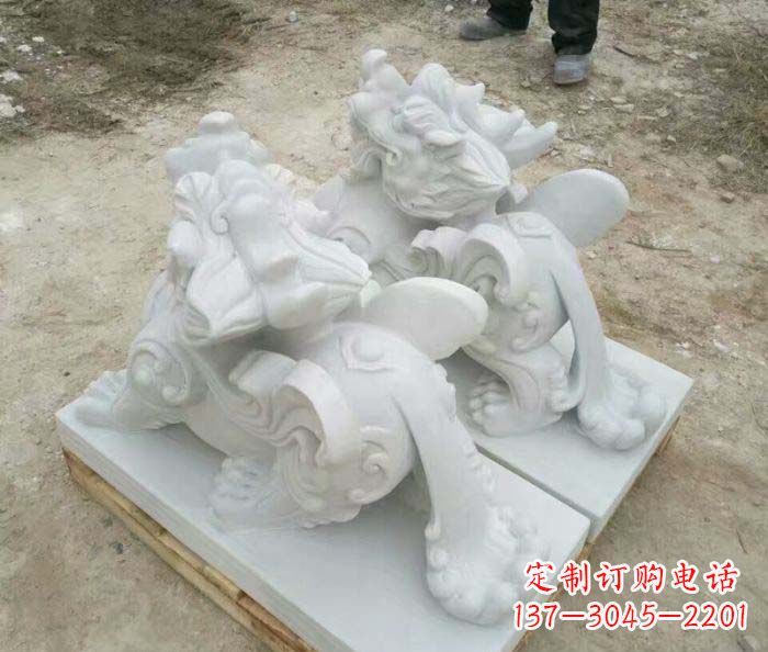 南京招财进宝立式貔貅门口石雕