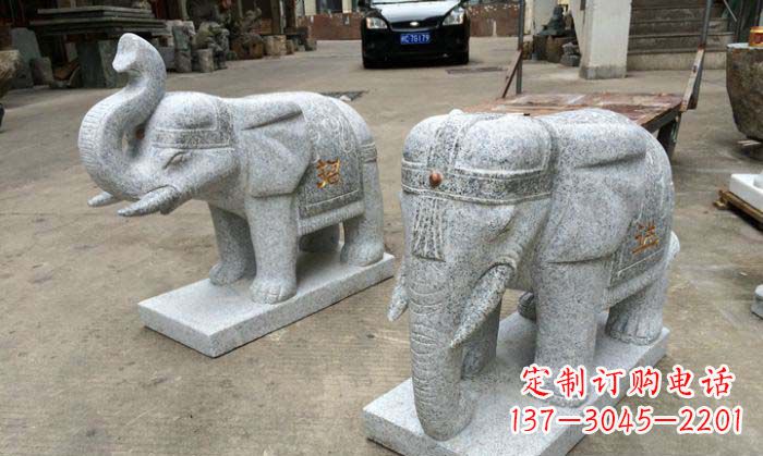 南京招财进宝芝麻灰大象石雕 (2)