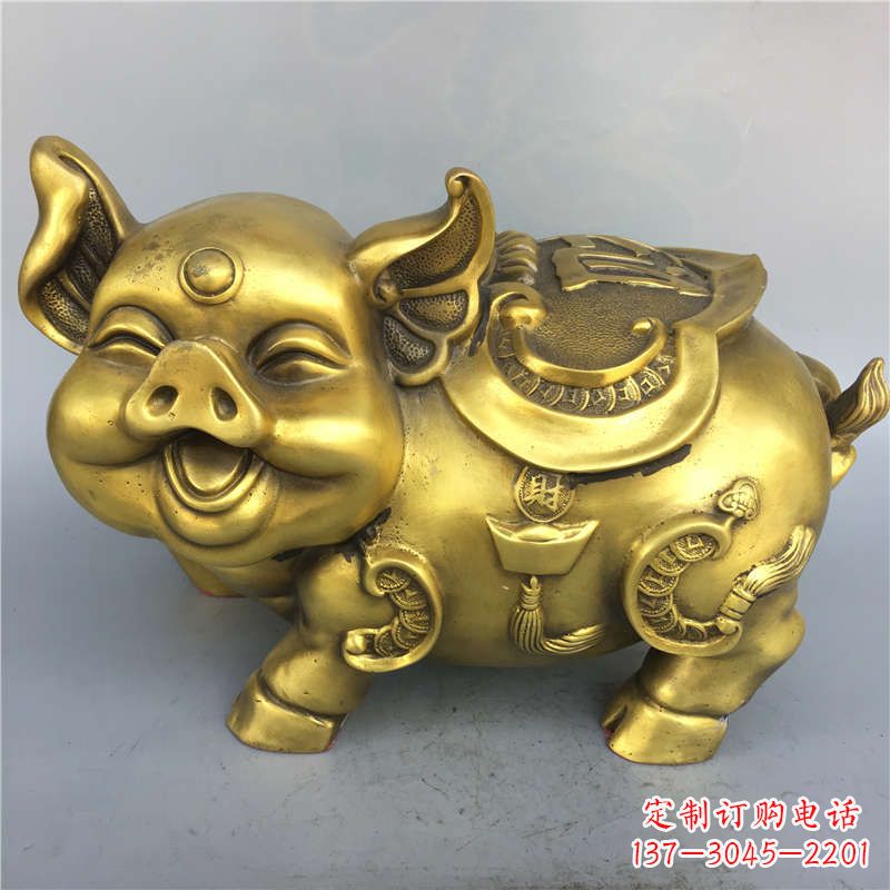 南京招财卡通猪铜雕-企业商场美陈动物生肖风水雕塑摆件