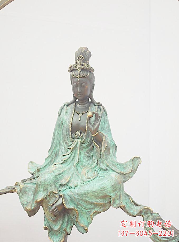 南京铸铜观自在观音雕像