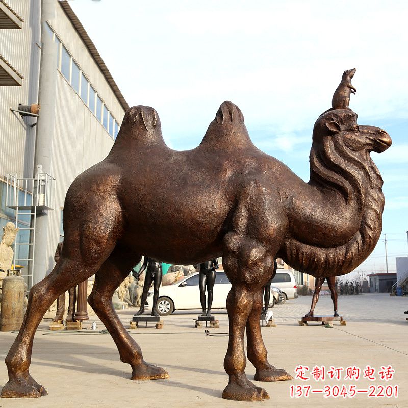 南京铸铜骆驼雕塑