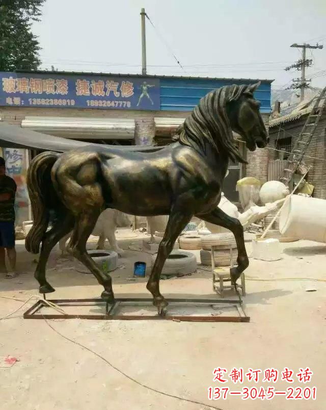 南京铸铜马雕塑
