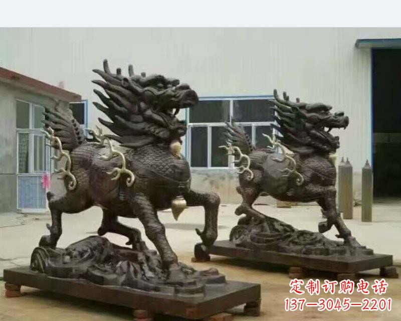 南京铸铜踏浪麒麟雕塑