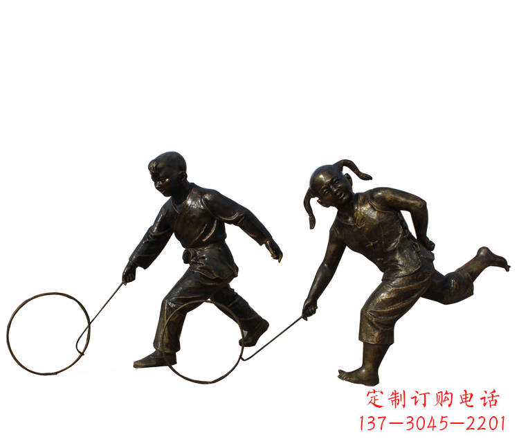 南京公园滚铁环的儿童铜雕