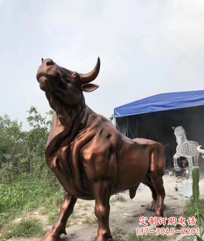 南京紫铜牛动物雕塑